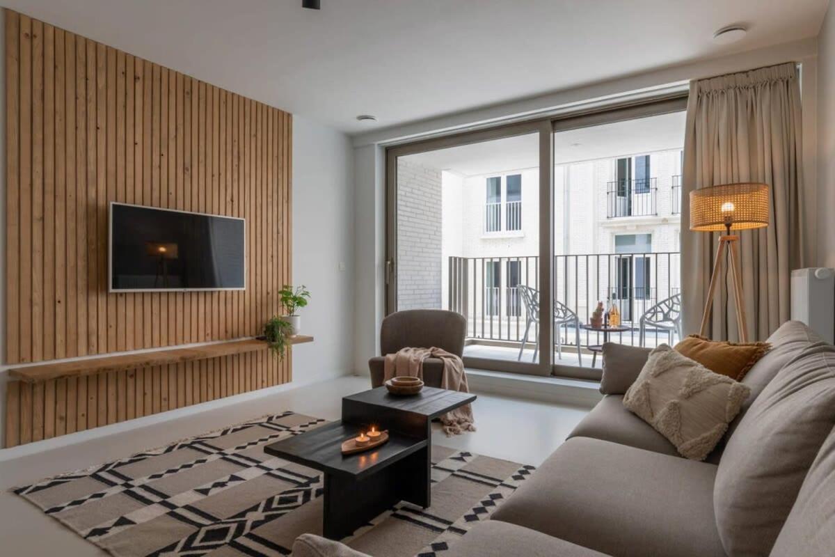 At Sea - Modern 1 Bedroom * Oostende